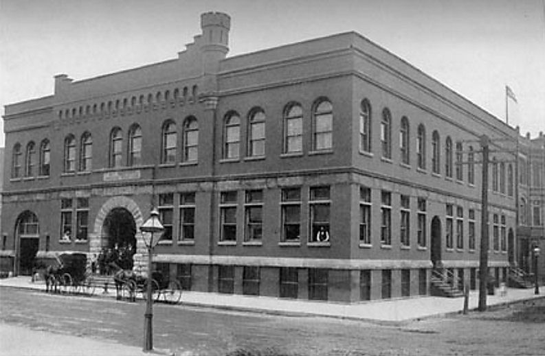 The Hill Street Precinct House in 1900